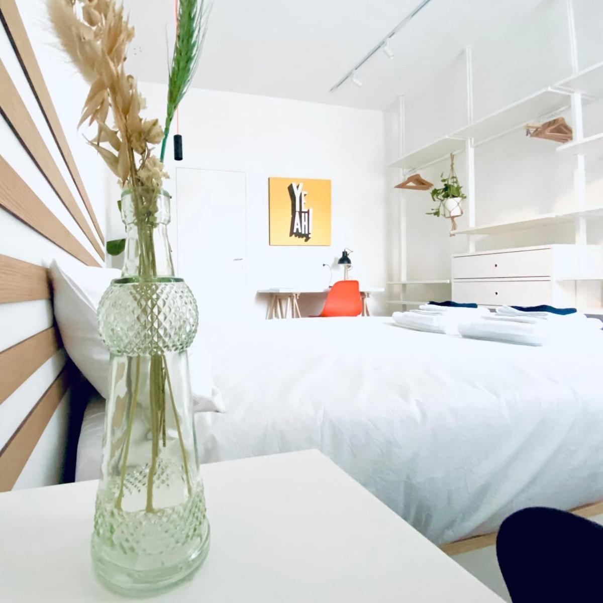 M4 White Monolocale Moderno E Funzionale Apartment Scandicci Bagian luar foto